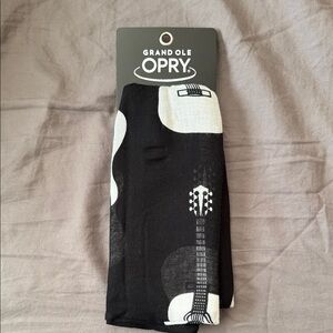 NWT Grand Ole Opry Guitar Design Black Scarf